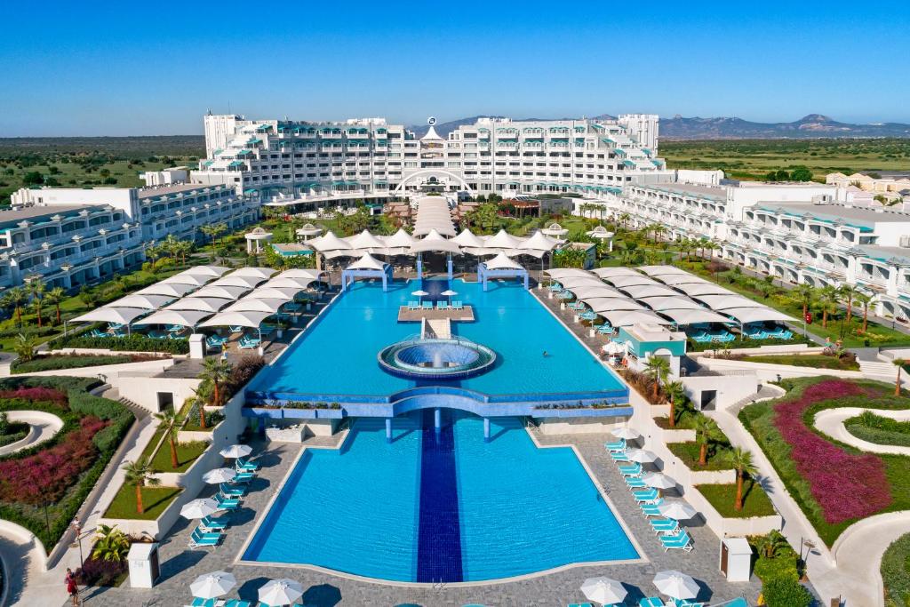 Limak Cyprus Deluxe Hotel photo 2