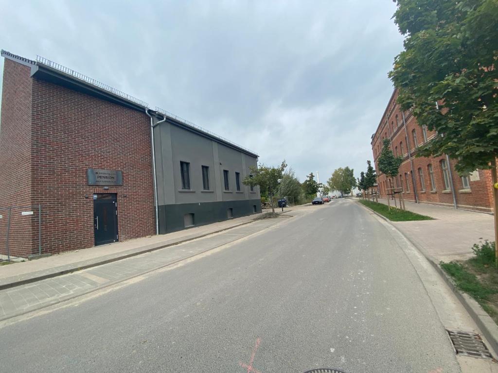 PRIMA Inn Unterkunft direkt über der "Bar am Minimax" photo 2