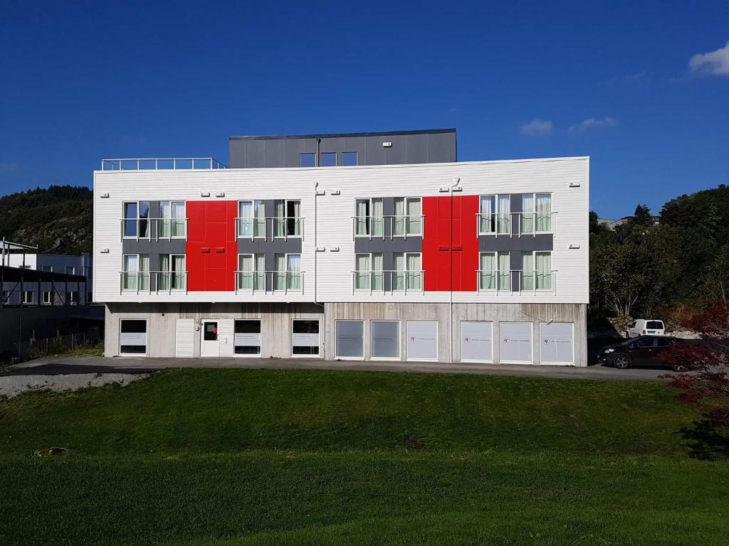 Lilland Hostel Tau photo 1