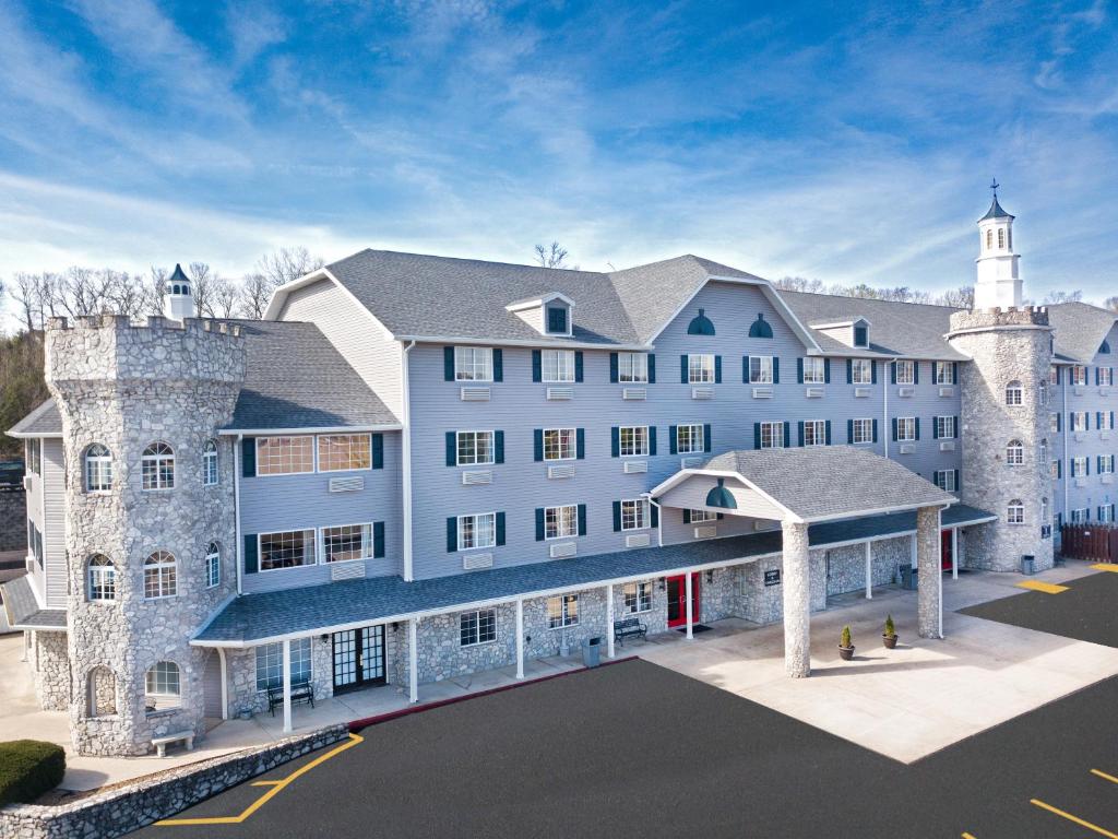 The Stone Castle Hotel & Conference Center image