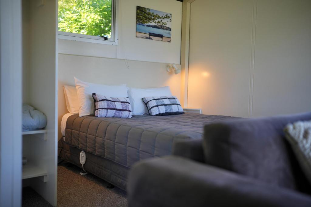 Akaroa Top 10 Holiday Park photo 3