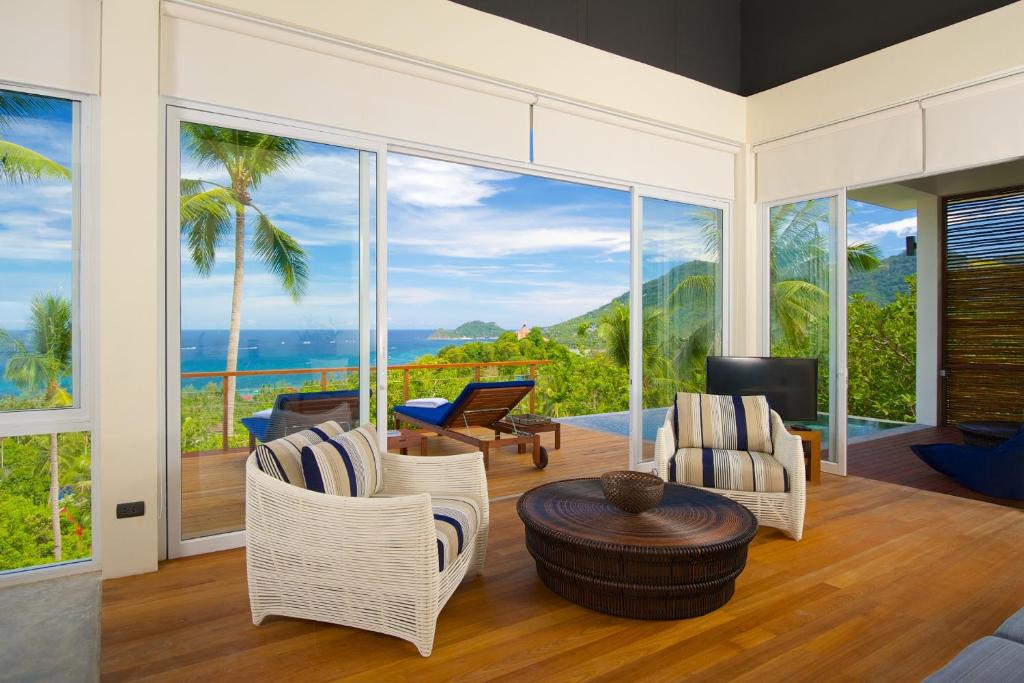 Overthemoon Luxury Pool Villas photo 1