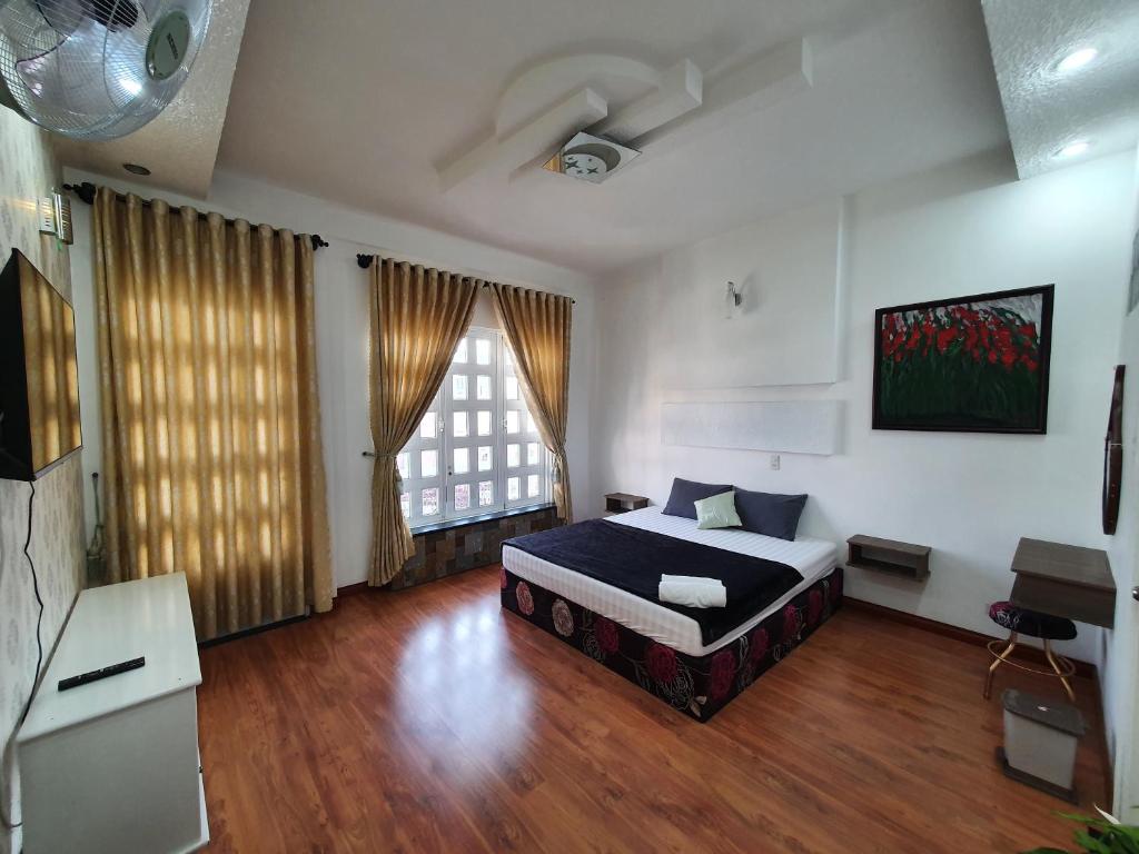 MIRI house photo 2