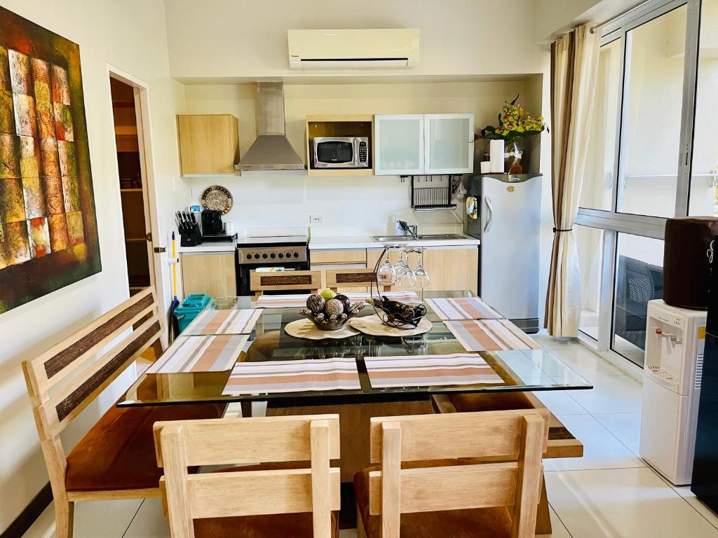 Pico de Loro 2 BD Garden Loft with Lagoon View photo 3