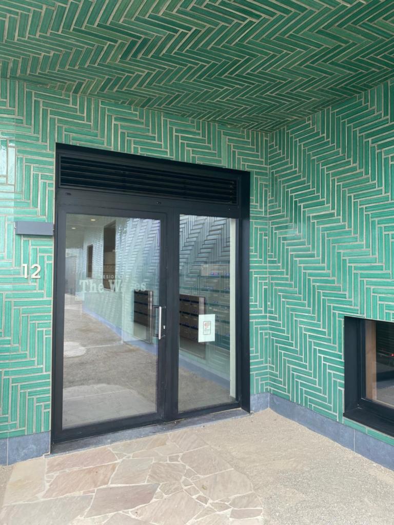 Lichtrijk 2-slaapkamerappartement met zeezicht en gratis parking photo 3