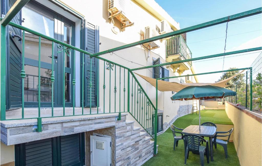 Awesome Home In Siniscola With 3 Bedrooms And Wifi