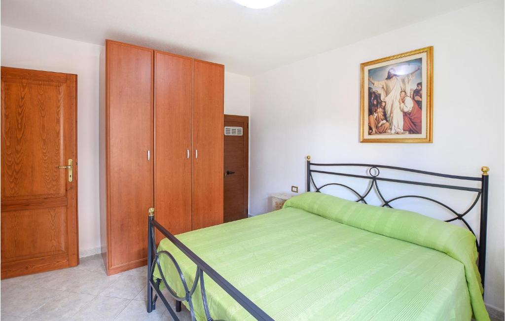 Awesome Home In Siniscola With 3 Bedrooms And Wifi photo 4