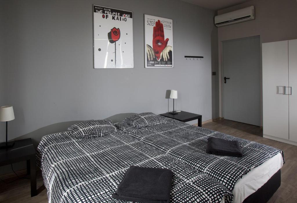Двухместный (Двухместный номер с 1 кроватью и ванной комнатой), Corner Hostel