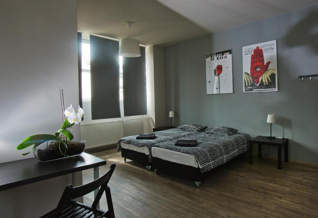 Двухместный (Двухместный номер с 1 кроватью и ванной комнатой), Corner Hostel