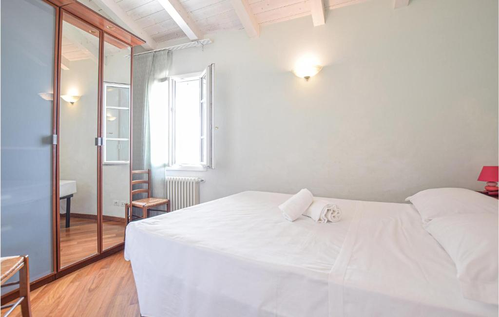 Beautiful Apartment In Imperia With 2 Bedrooms And Wifi photo 1
