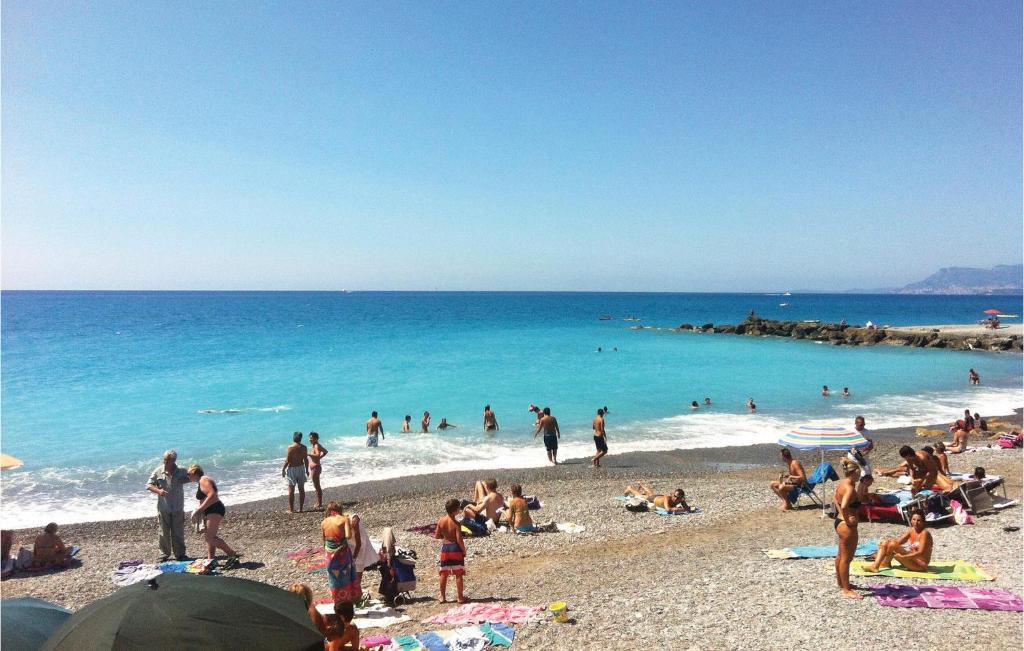 Awesome Home In Diano Marina With 1 Bedrooms, Wifi And Jacuzzi photo 4