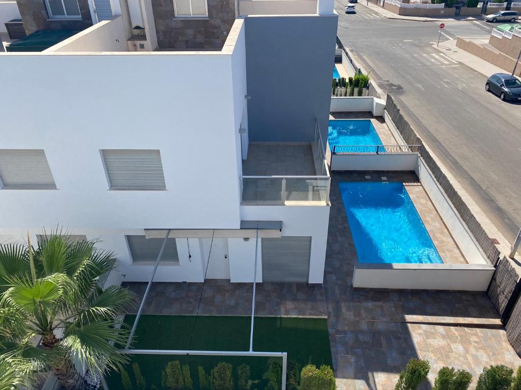 Villa Luxury - Private Pool - Wifi - Solarium photo 3