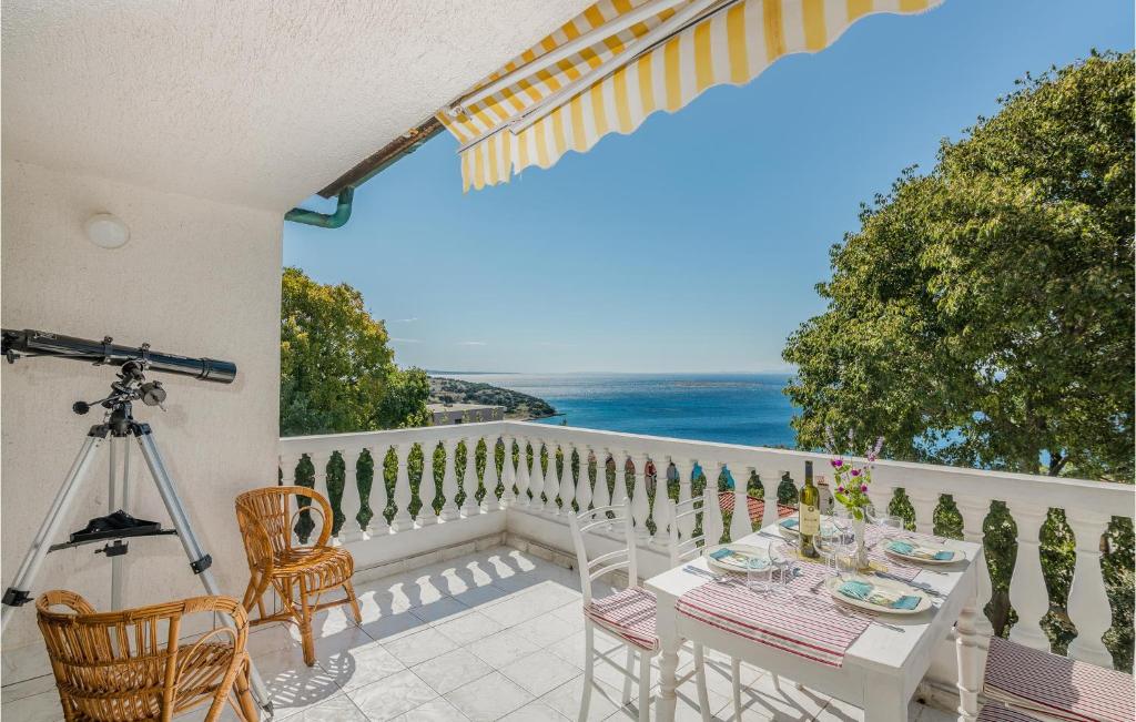 Stunning Apartment In Stara Baska With 1 Bedrooms And Wifi