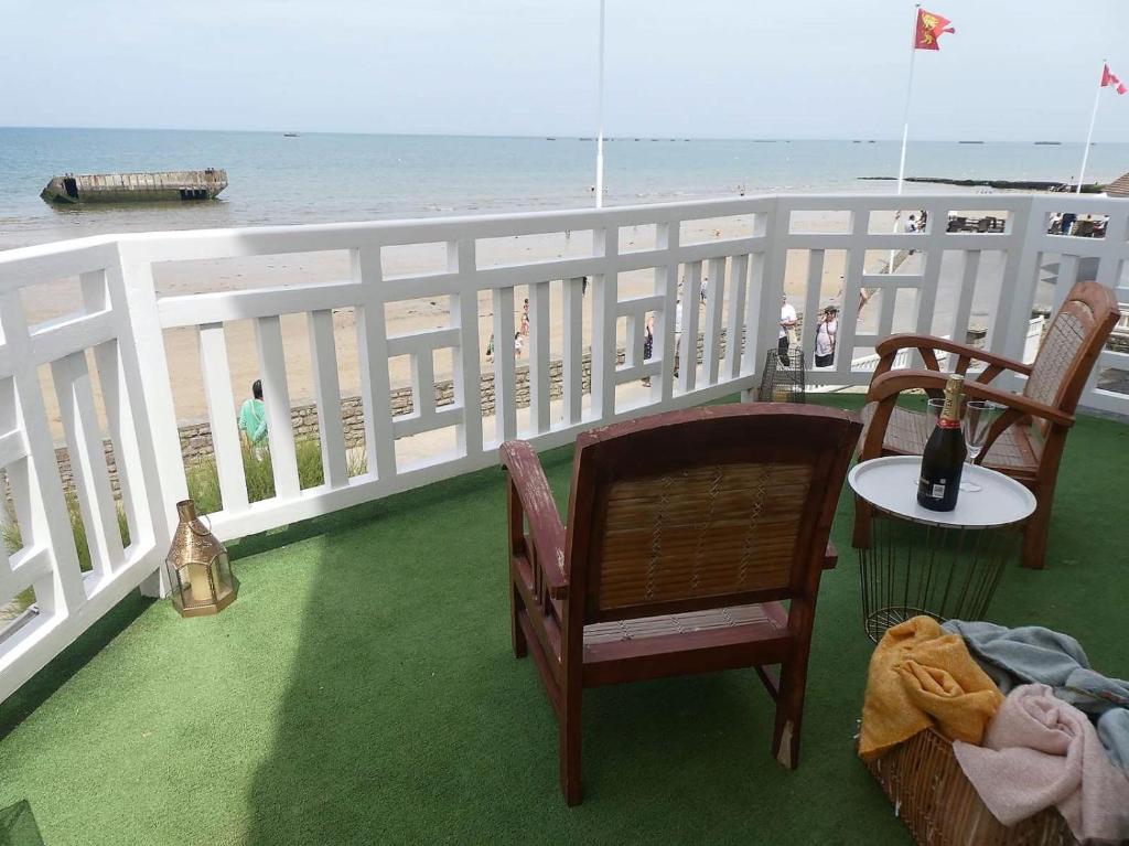Appartement de standing - avec terrasse et vue mer photo 3