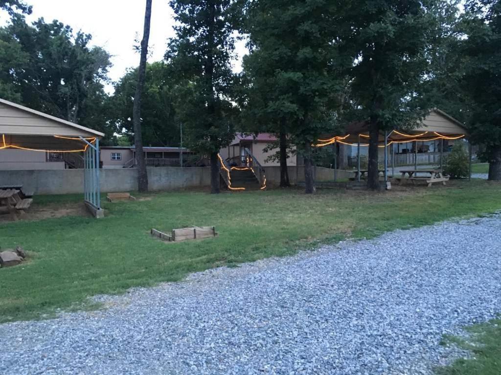 Anglers Hideaway Cabins photo 4