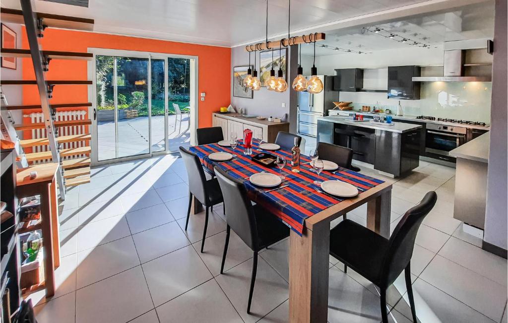Amazing Home In Moelan Sur Mer With 3 Bedrooms And Wifi photo 2