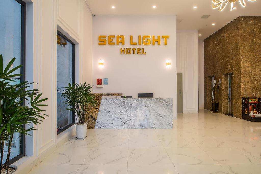 Sea Light Hotel Da Nang