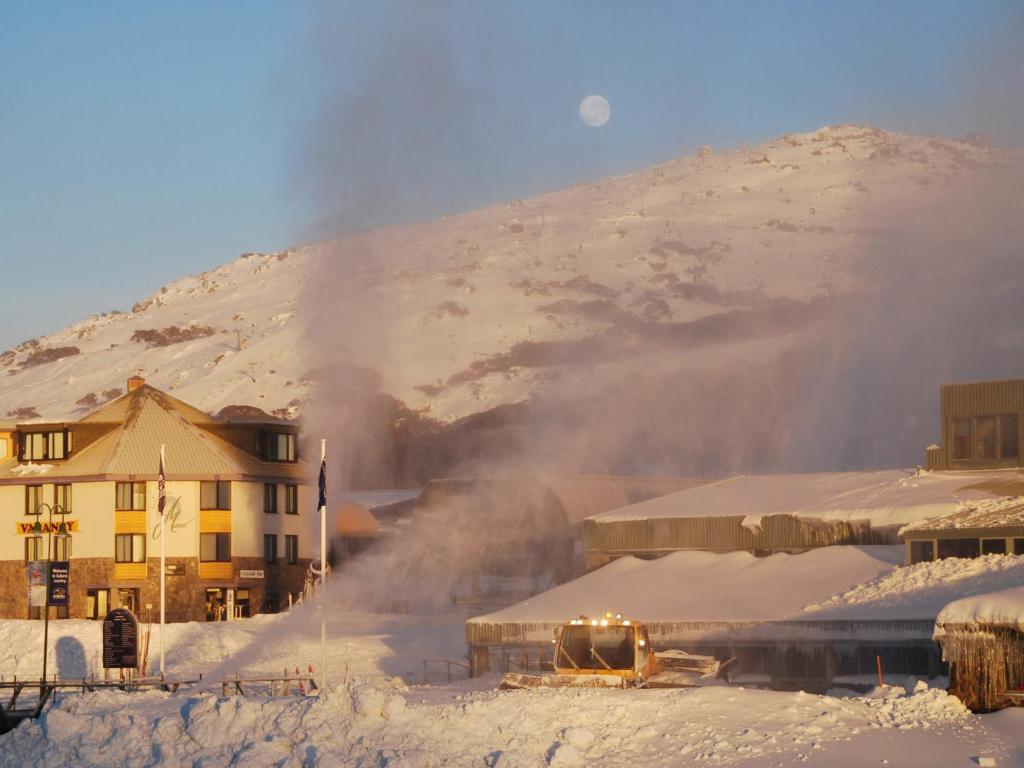 Perisher Manor Hotel photo 3