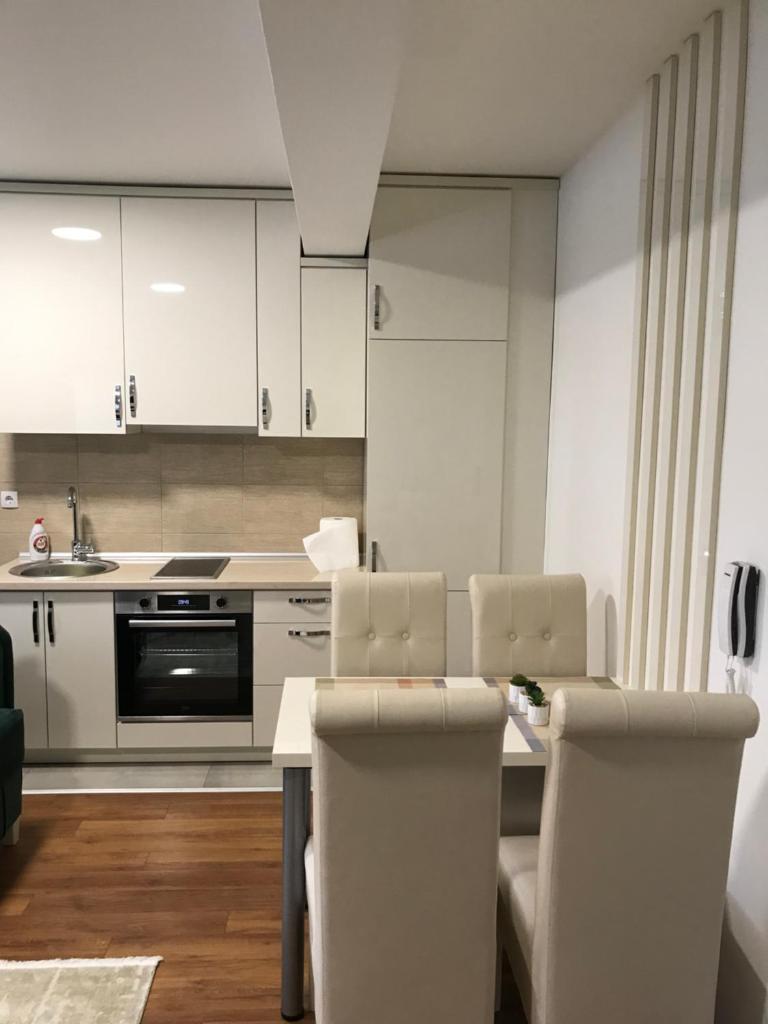 Green Apartment photo 2