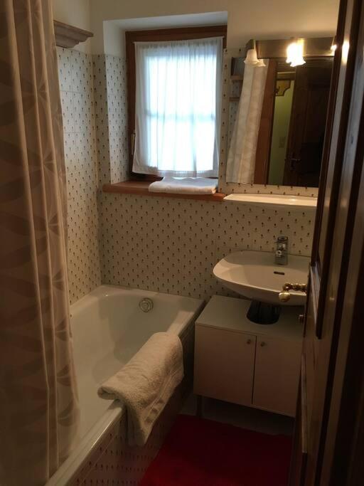 Gundhabing flat photo 3