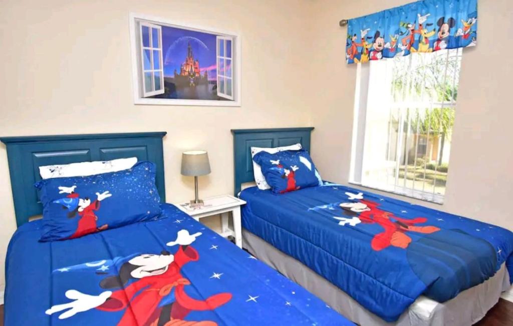 Relaxing resort, spacious pool near Disney photo 2