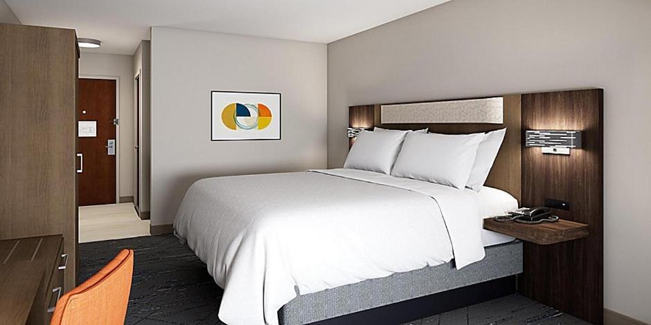 Holiday Inn Express - Gloucester, an IHG Hotel photo 1