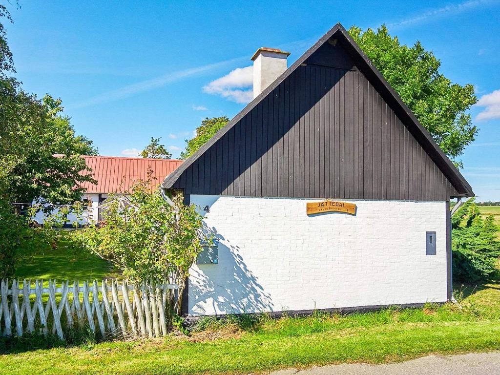 5 person holiday home in Aakirkeby photo 2