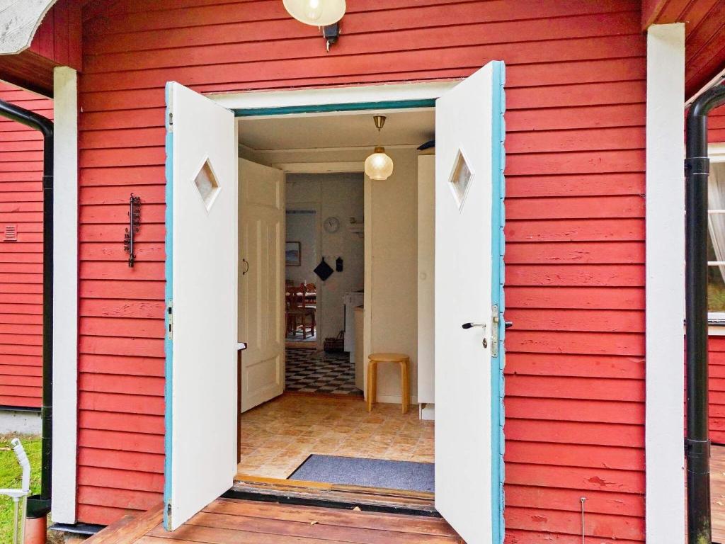 5 person holiday home in NORRT LJE photo 2