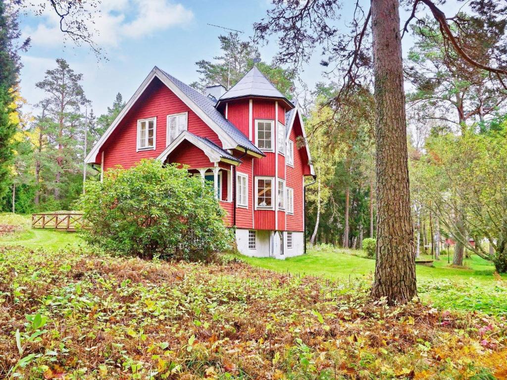 5 person holiday home in NORRT LJE photo 1