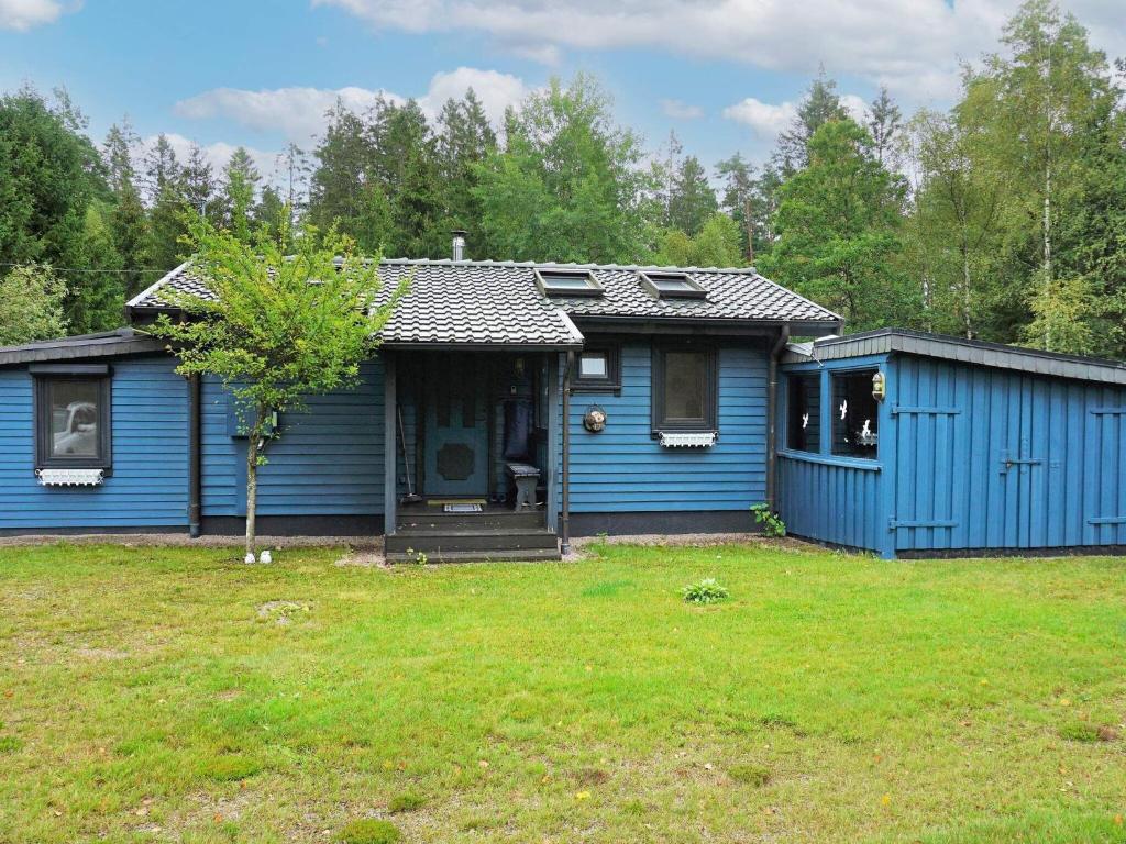 5 person holiday home in KN RED photo 4