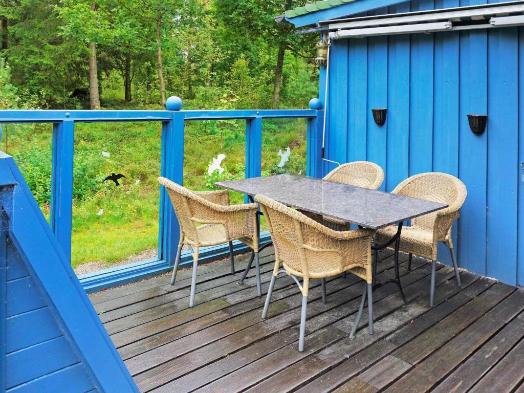 5 person holiday home in KN RED photo 2