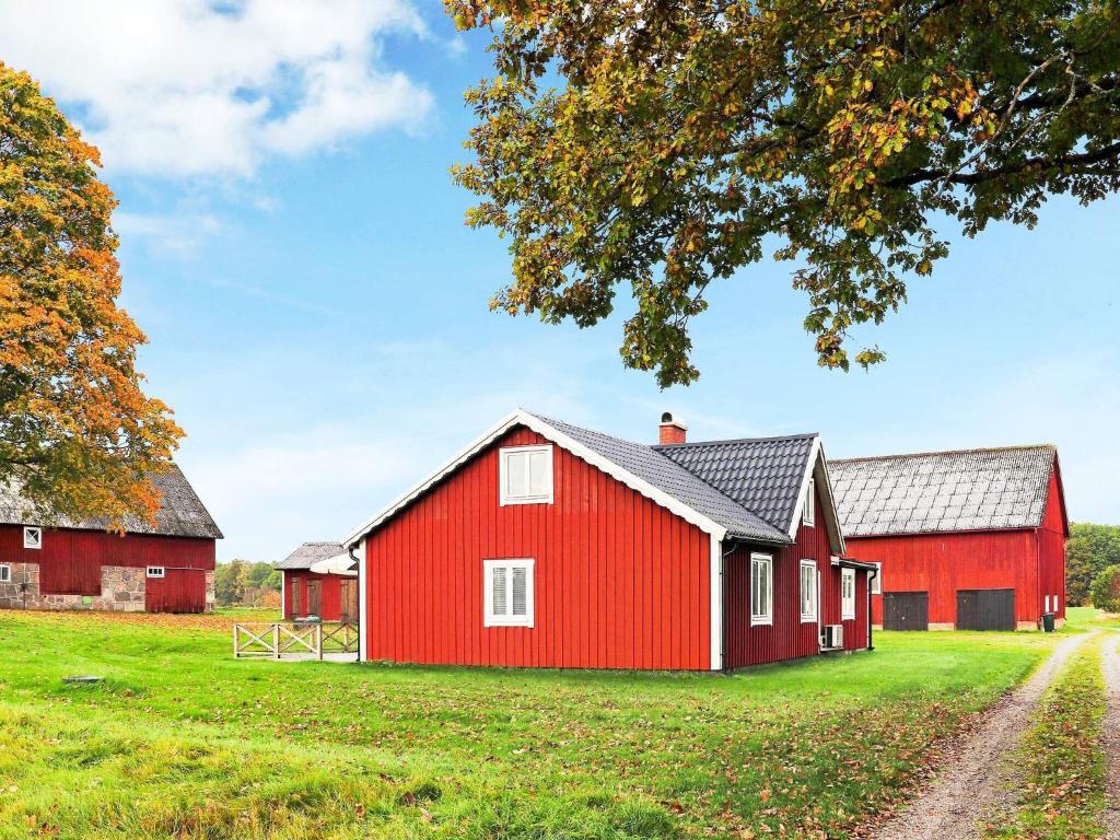6 person holiday home in LIDHULT photo 1