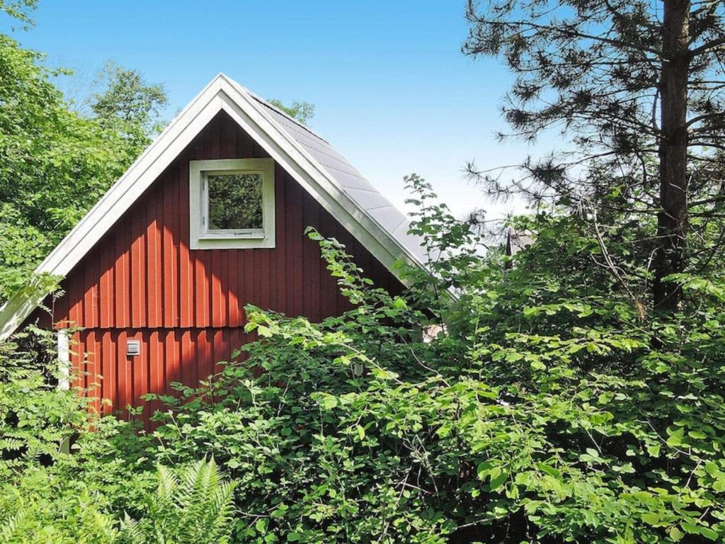 4 person holiday home in B STAD photo 2