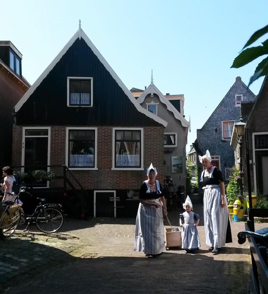 Family fisherman's house Volendam photo 2