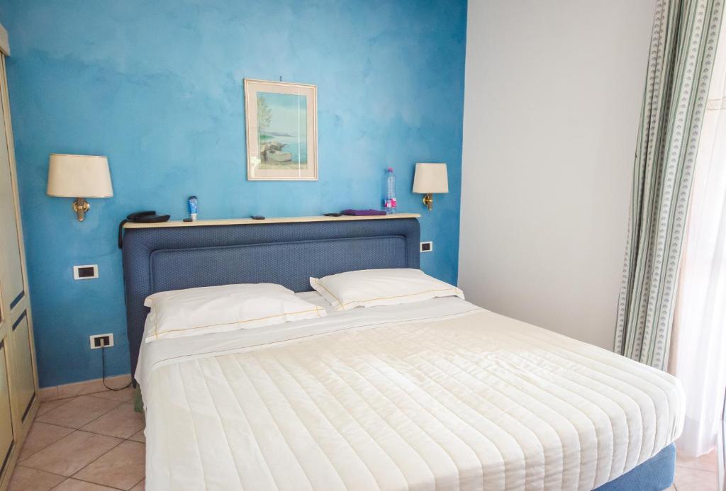 Hotel Kursaal photo 2
