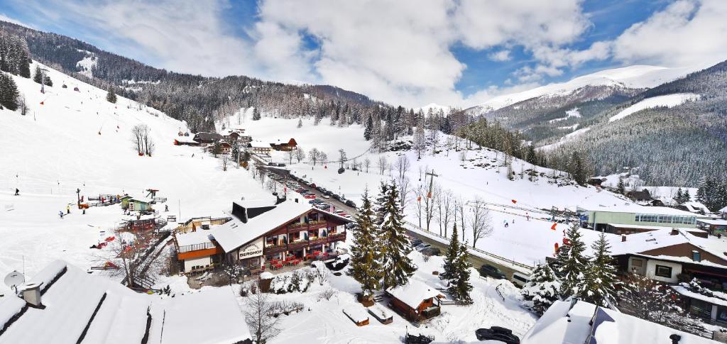 Schi- und Wanderhotel Berghof, Spittal an der Drau