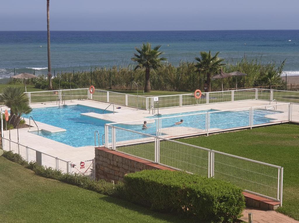Casitamar frontline beach house rental Casares Costa near Estepona photo 2