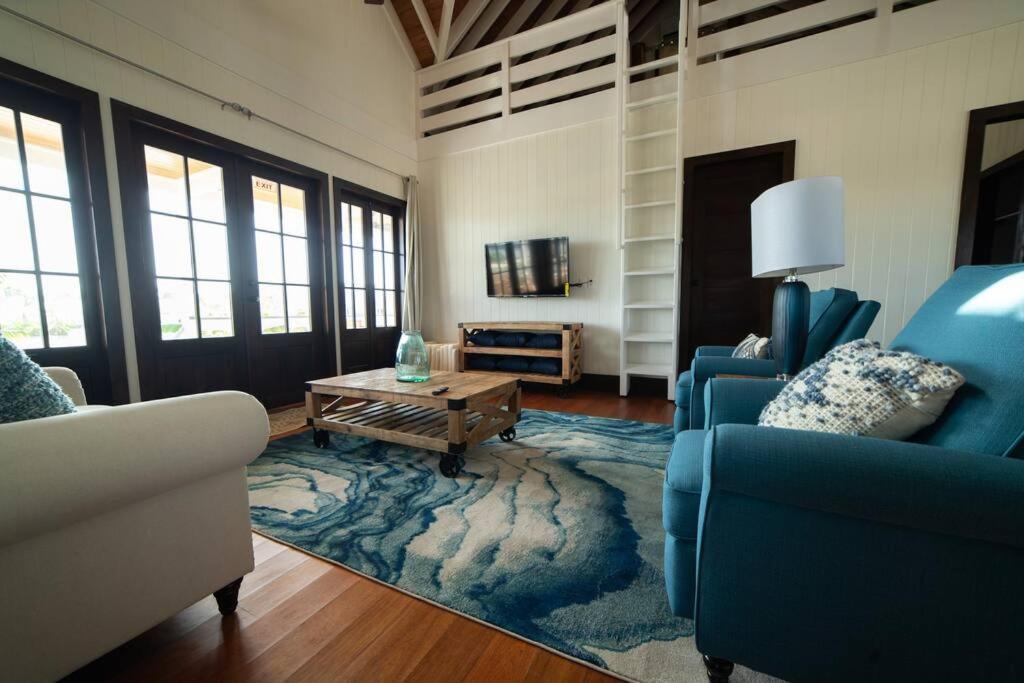 Athena's Mahogany House and The PoolClub at Mahogany Bay! photo 4