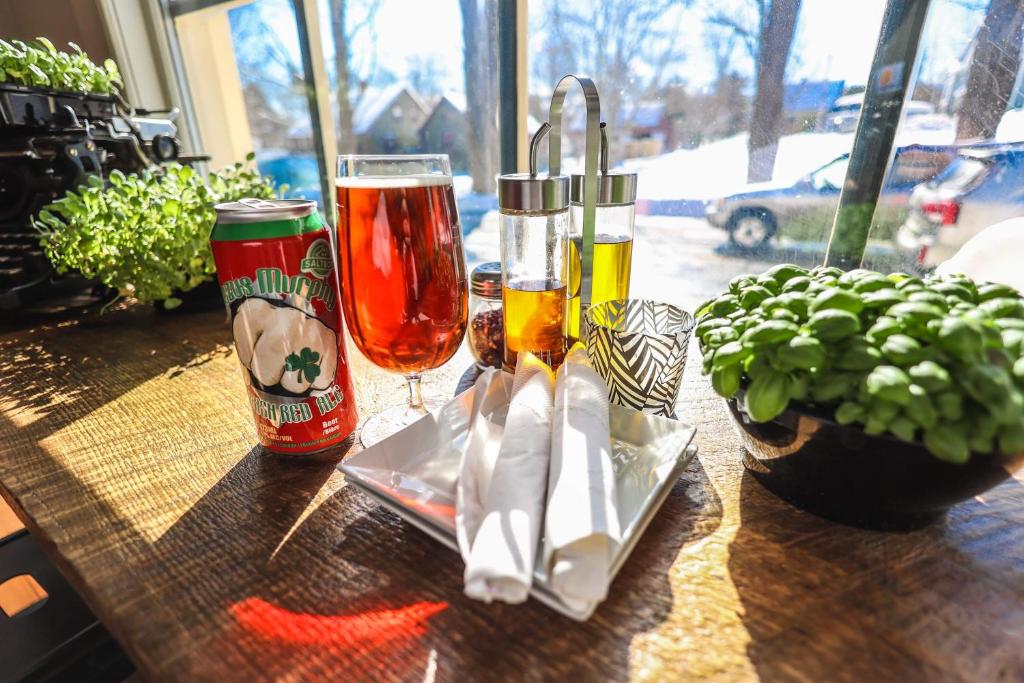 The Kitch'inn - Boutique Inn and Wine Bar photo 2