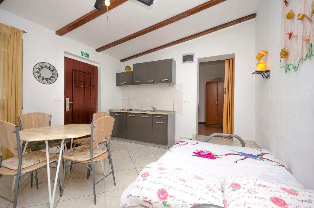 Apartment By the sea photo 4