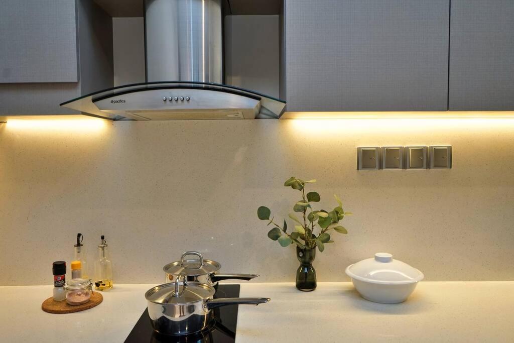Humble Abode Luxury Suite 2-4pax Geo38 Genting Free WiFi photo 2