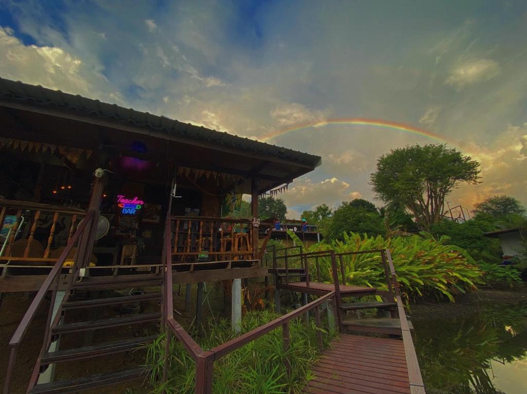 Baan Krupong photo 2