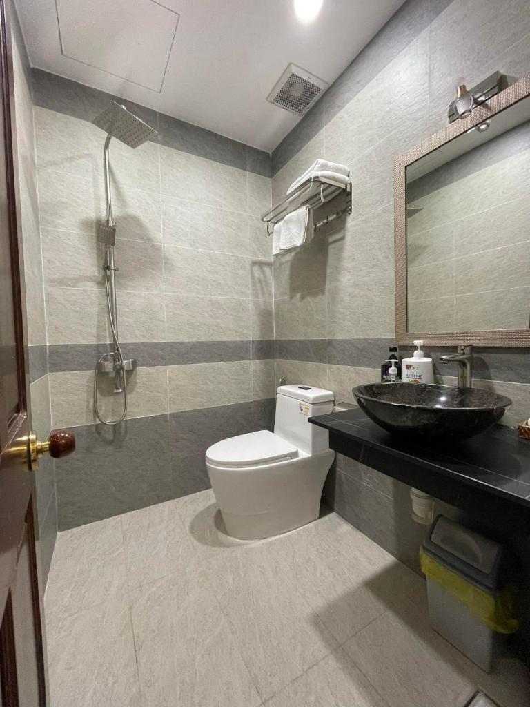 Y Linh Hotel
