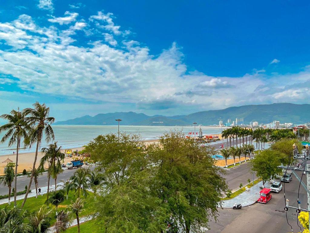 Y Linh Hotel