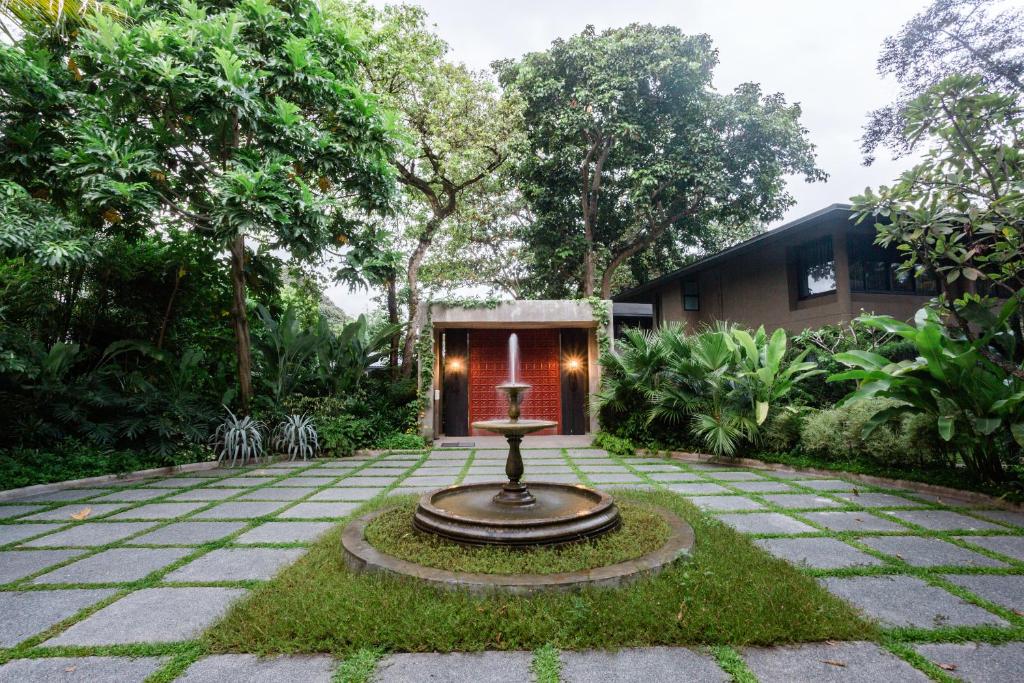 The Henry Resort Dumaguete photo 1