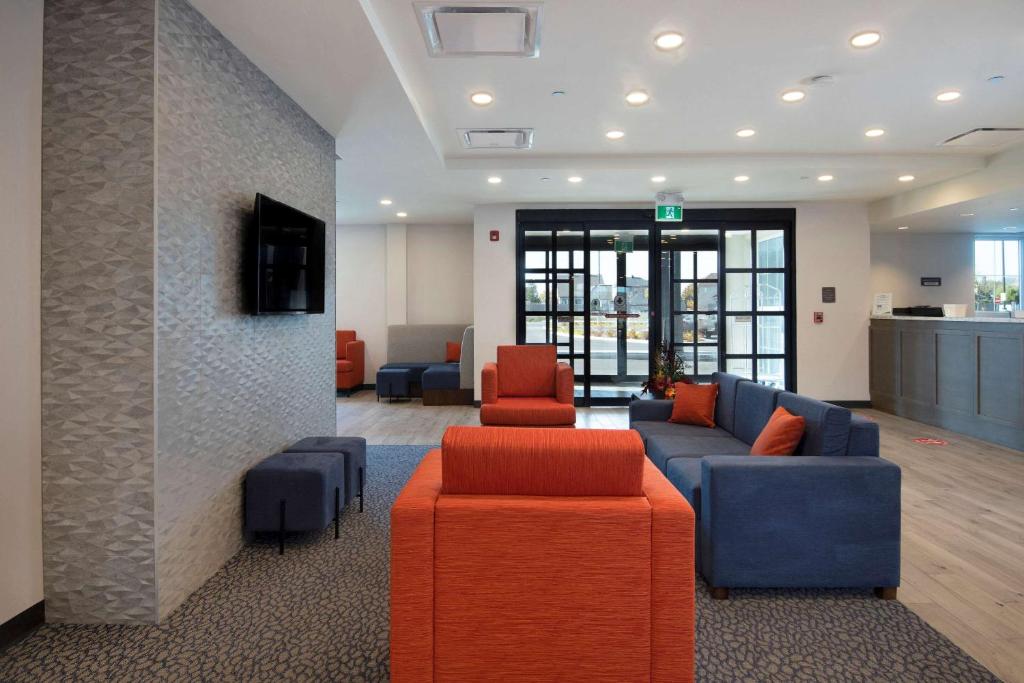 Comfort Inn & Suites photo 4