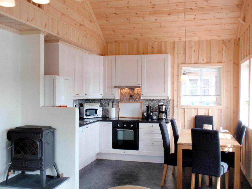 Holiday Home Tyttebærhytta - FJH649 by Interhome photo 2