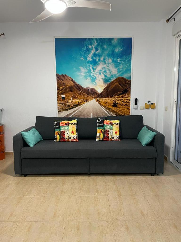 Motorhome beach house photo 3