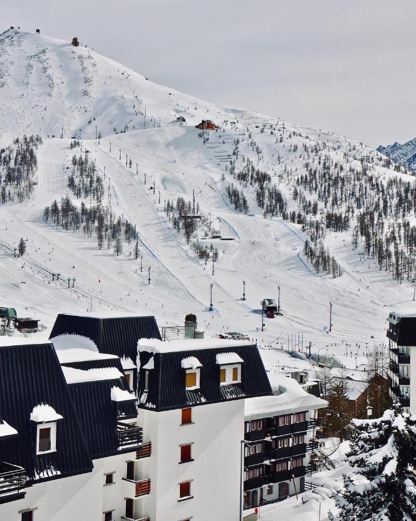 Bilocale con vista a Sestriere photo 4