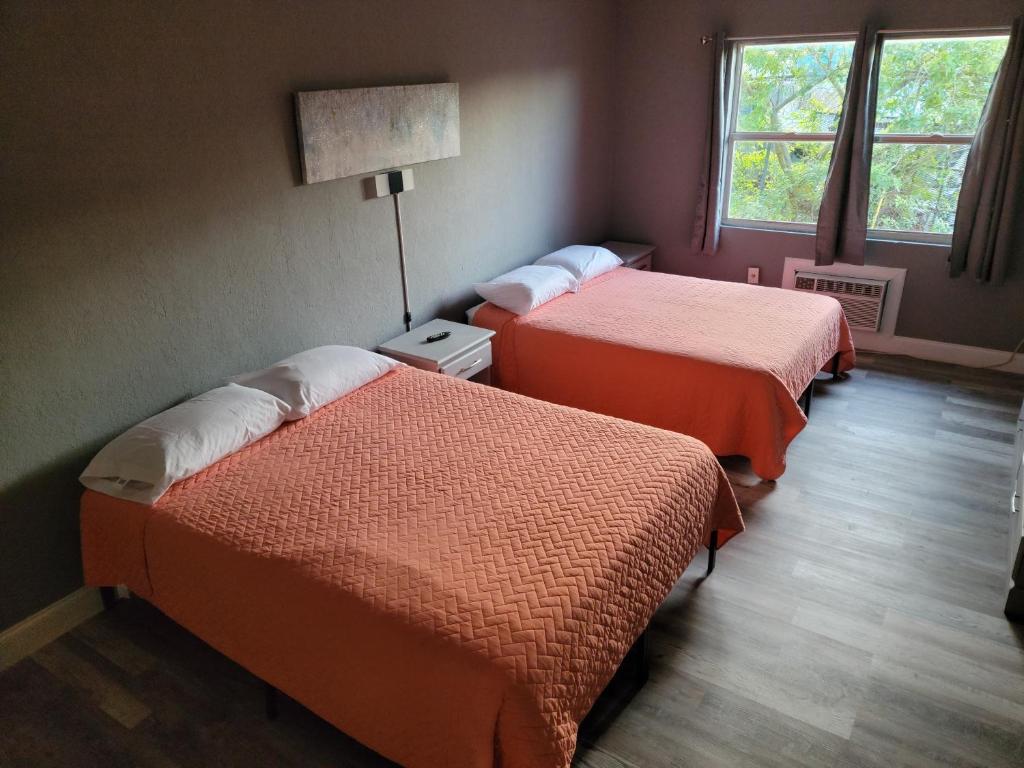 Travel Inn Fort Pierce photo 2
